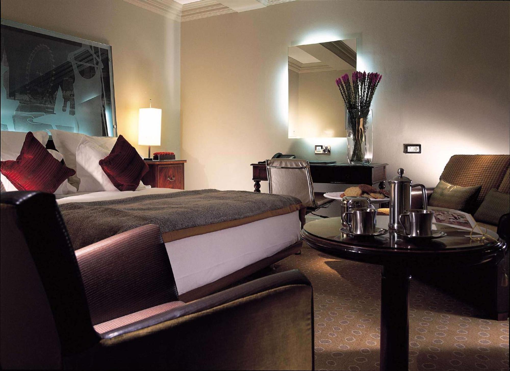 Hotel The Waldorf Hilton London Exterior foto