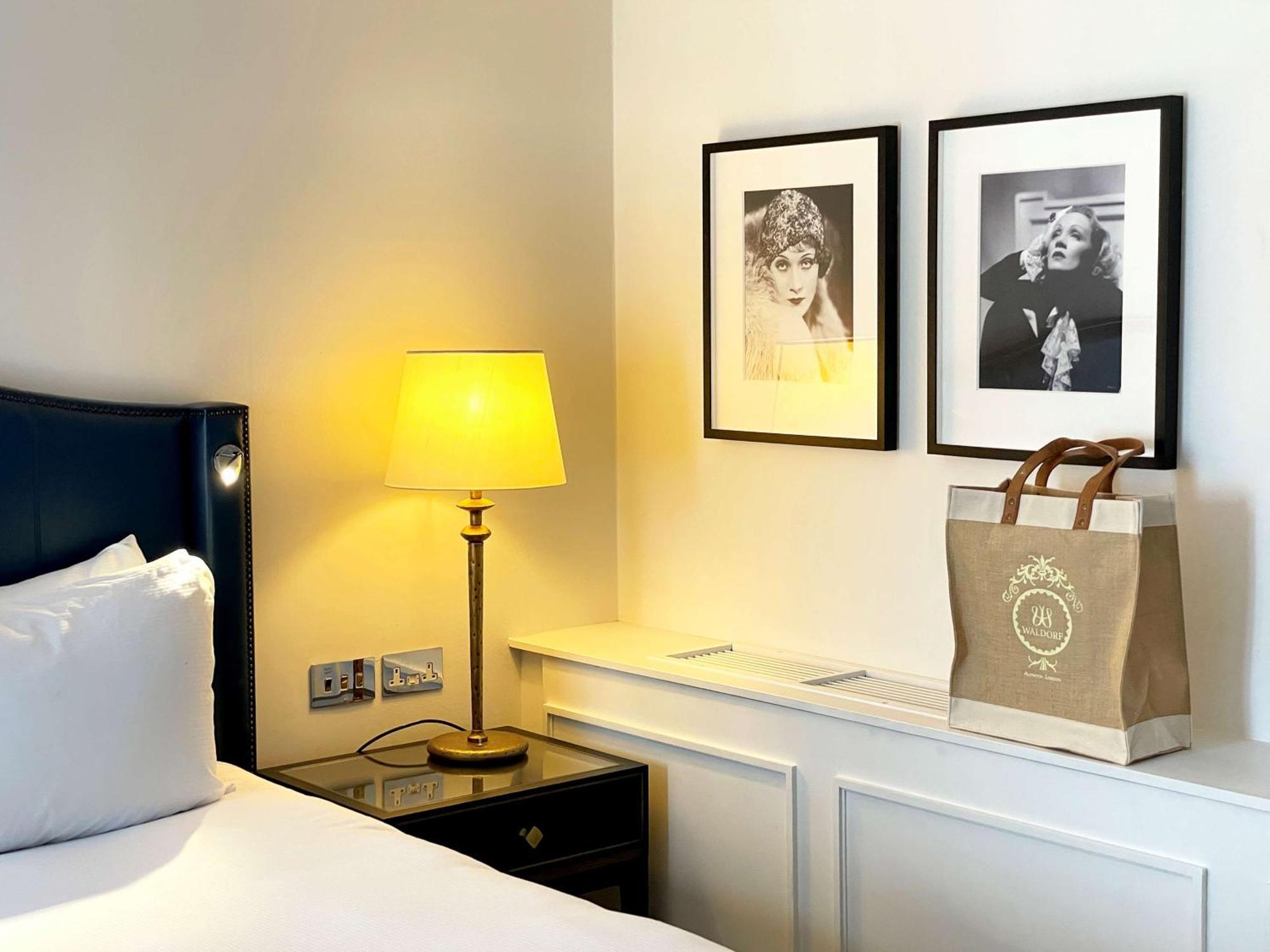 Hotel The Waldorf Hilton London Exterior foto